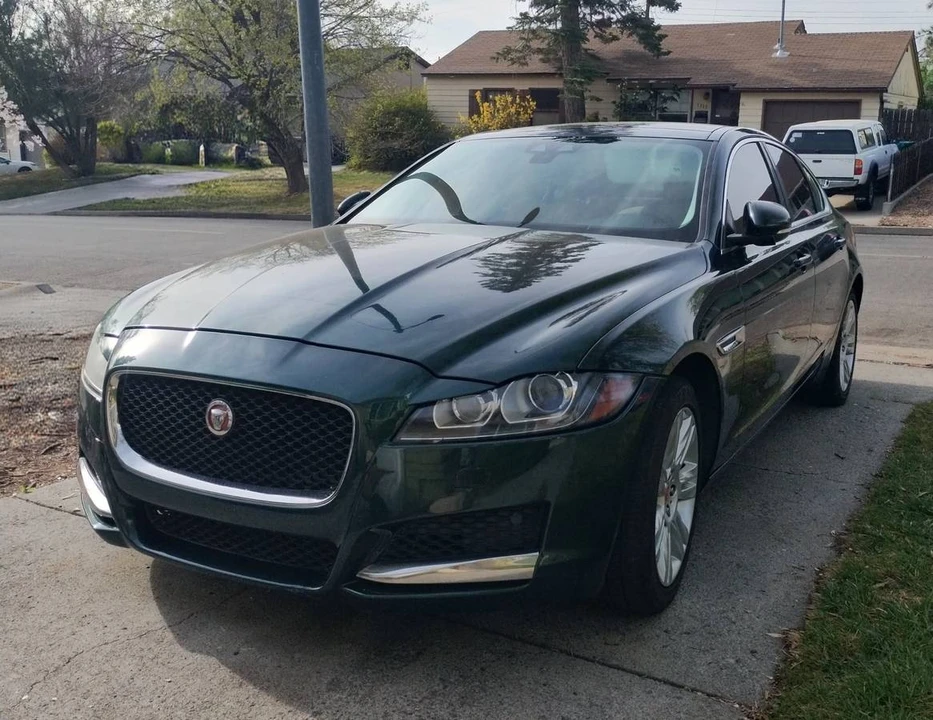 2017 Jaguar X260 XF - Image 3 of 11