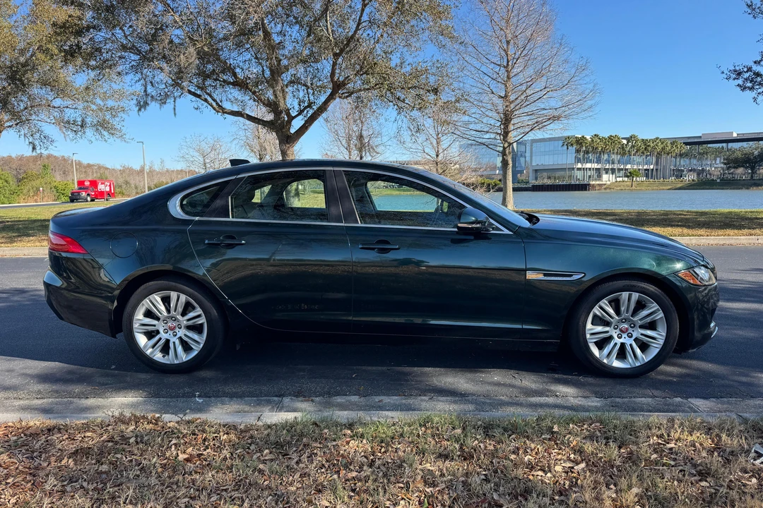 2017 Jaguar X260 XF - Image 15 of 31