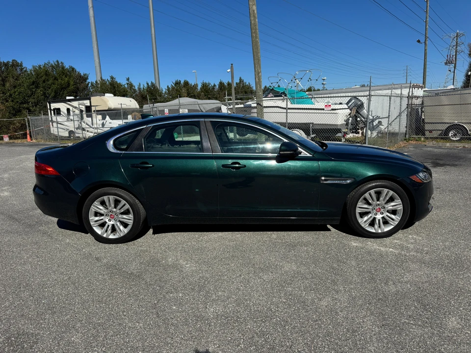 2017 Jaguar X260 XF - Image 8 of 31