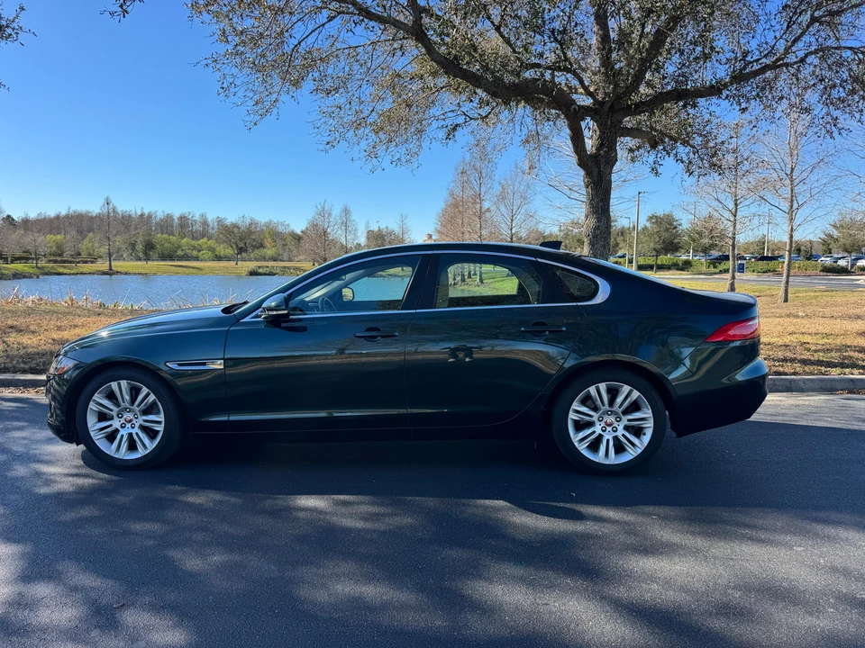 2017 Jaguar X260 XF - Image 11 of 31