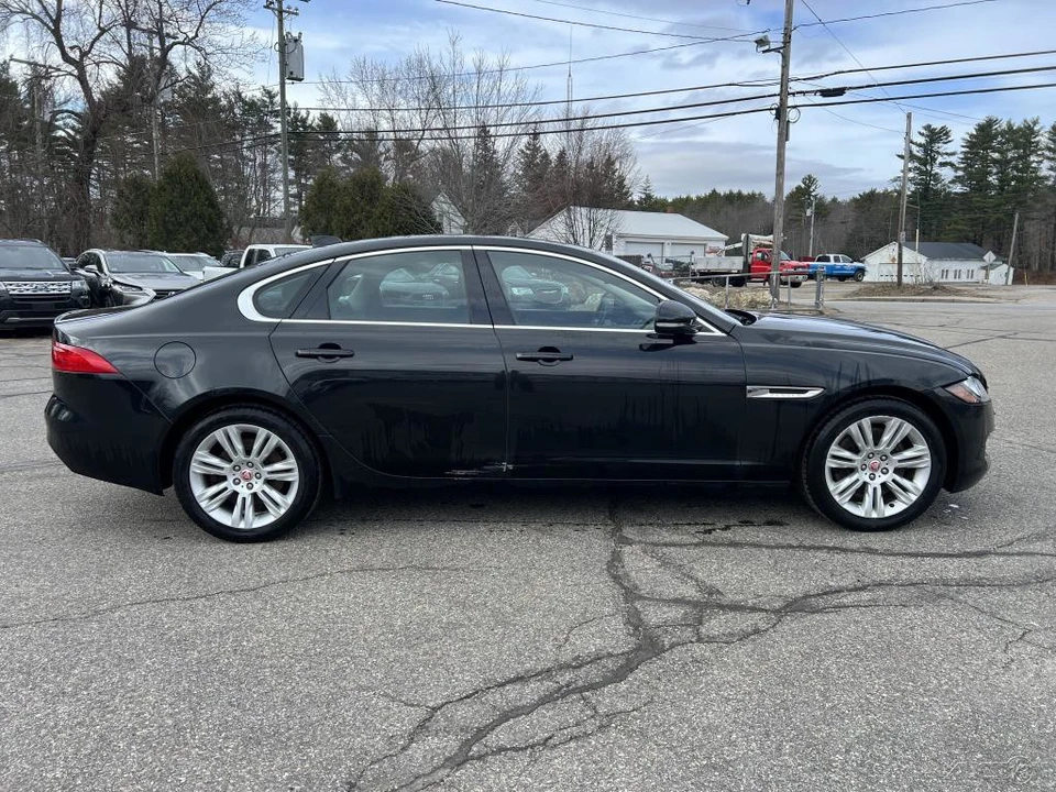 2017 Jaguar X260 XF - Image 2 of 12