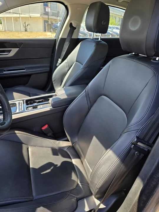 2017 Jaguar X260 XF - Image 5 of 5