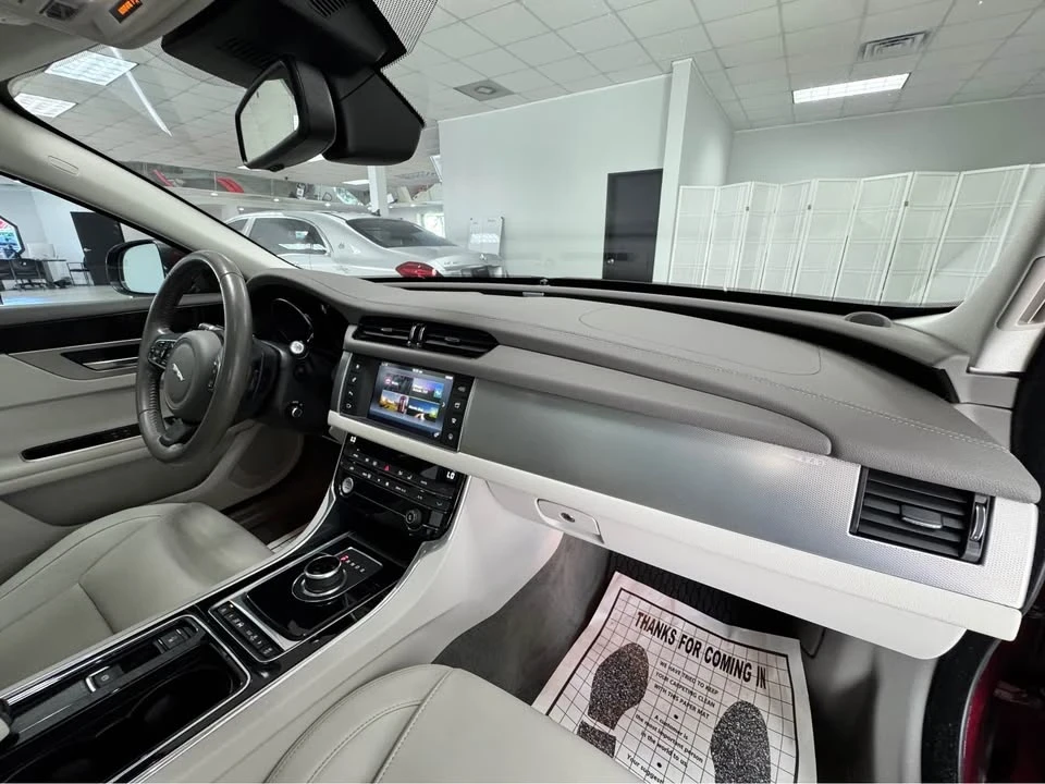 2017 Jaguar X260 XF - Image 19 of 20