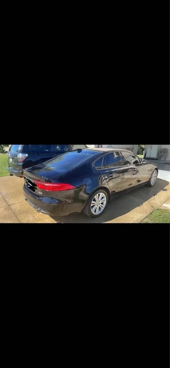 2017 Jaguar X260 XF - Image 4 of 7