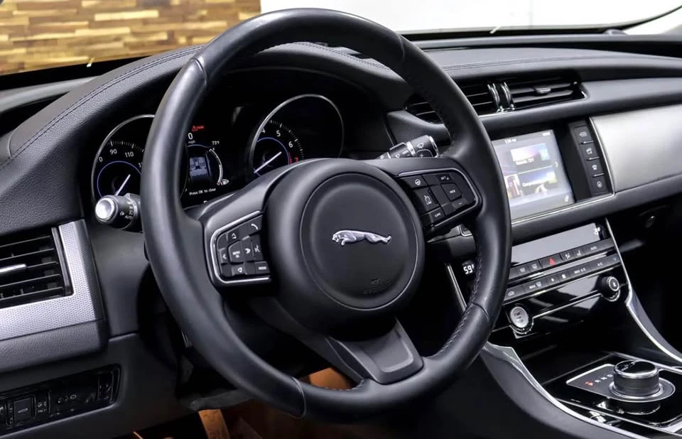 2017 Jaguar X260 XF - Image 12 of 20