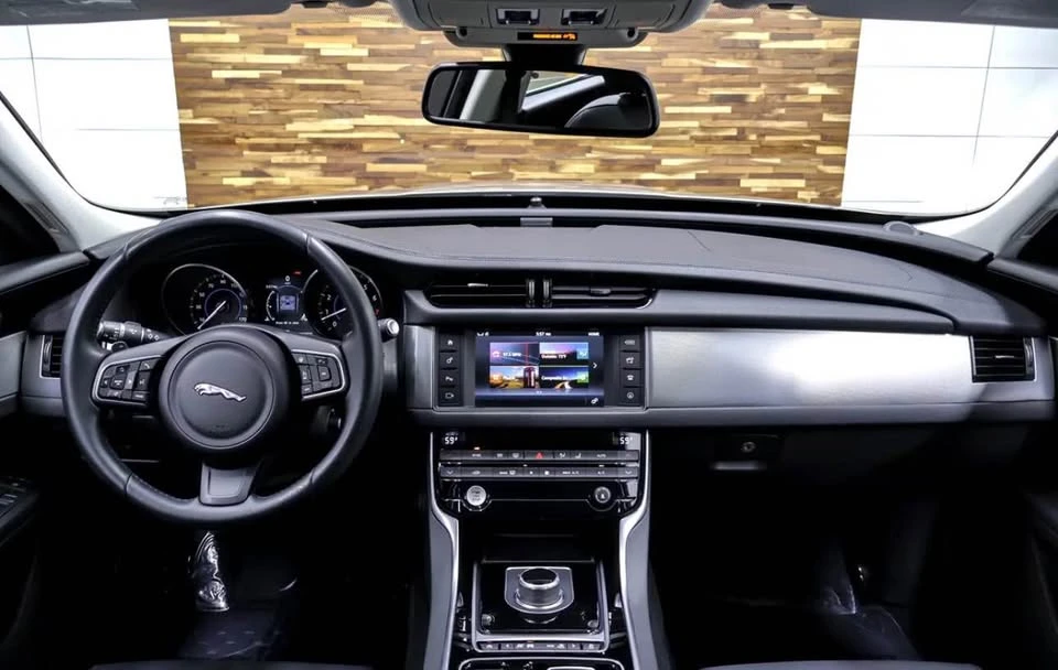 2017 Jaguar X260 XF - Image 10 of 20