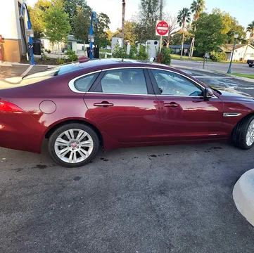 2017 Jaguar XF 35t Premium Sedan