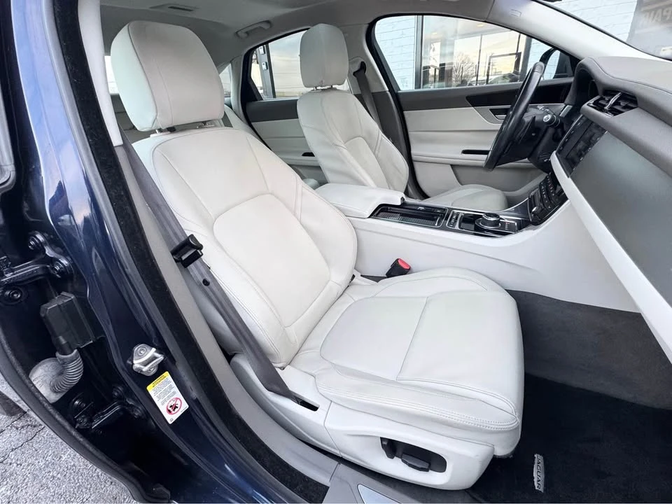 2017 Jaguar X260 XF - Image 15 of 17