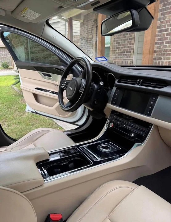 2017 Jaguar X260 XF - Image 6 of 7