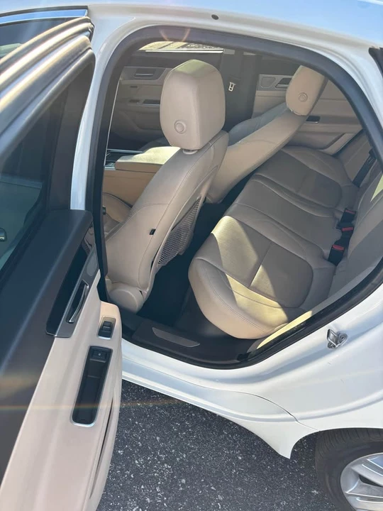 2017 Jaguar X260 XF - Image 9 of 11