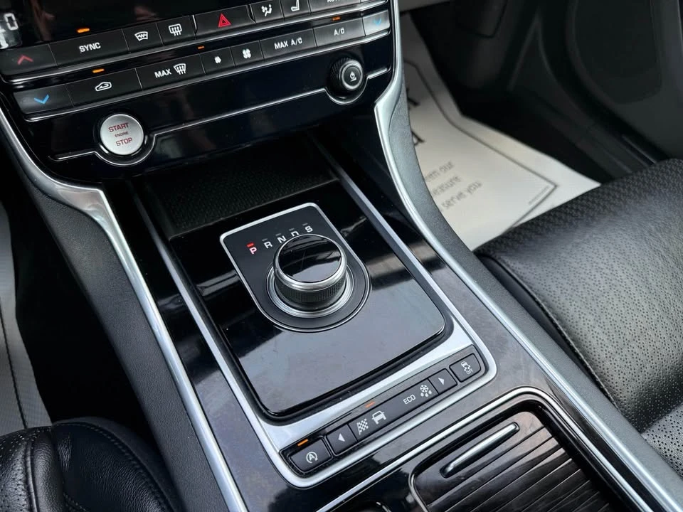 2017 Jaguar X260 XF - Image 15 of 17