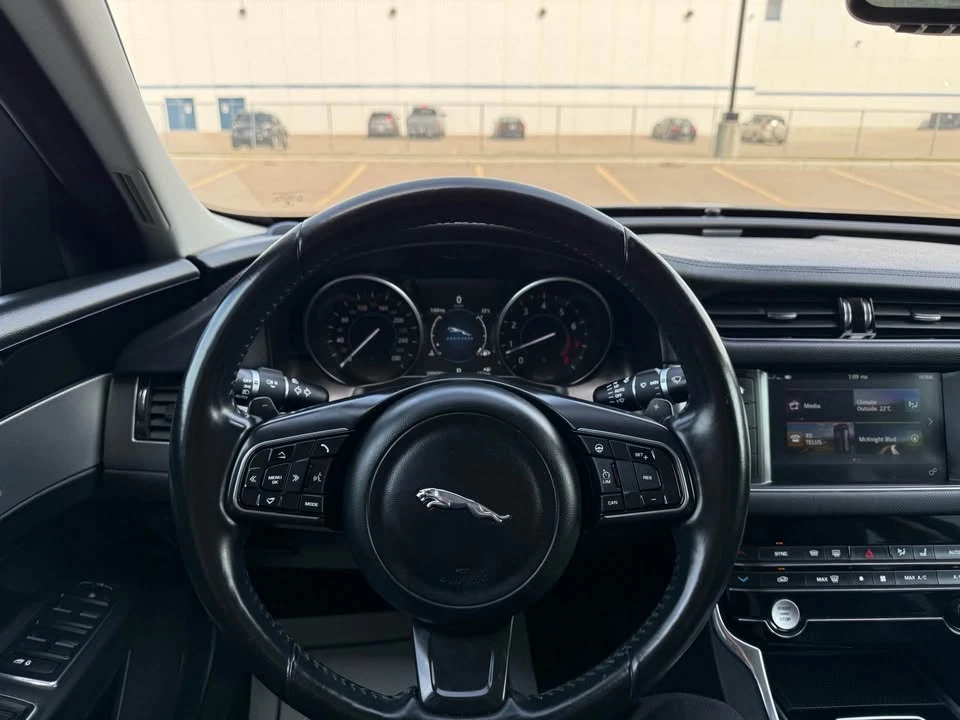 2017 Jaguar X260 XF - Image 12 of 17