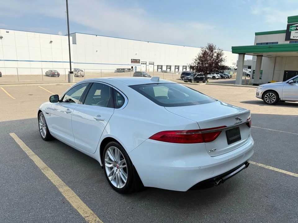 2017 Jaguar X260 XF - Image 7 of 17