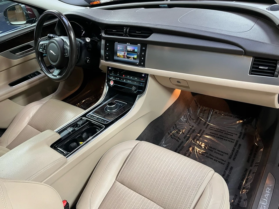 2017 Jaguar X260 XF - Image 11 of 12