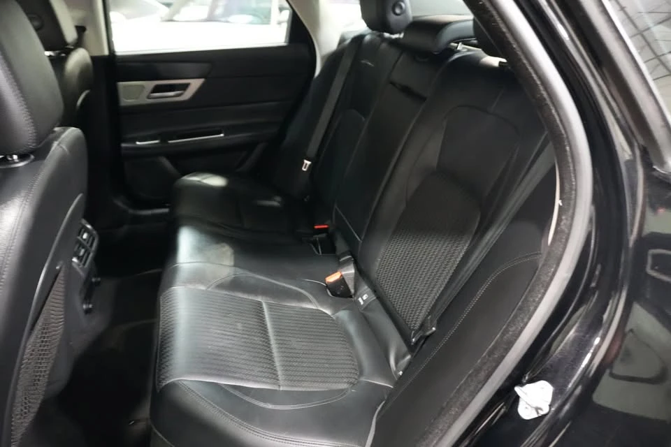 2017 Jaguar X260 XF - Image 19 of 20