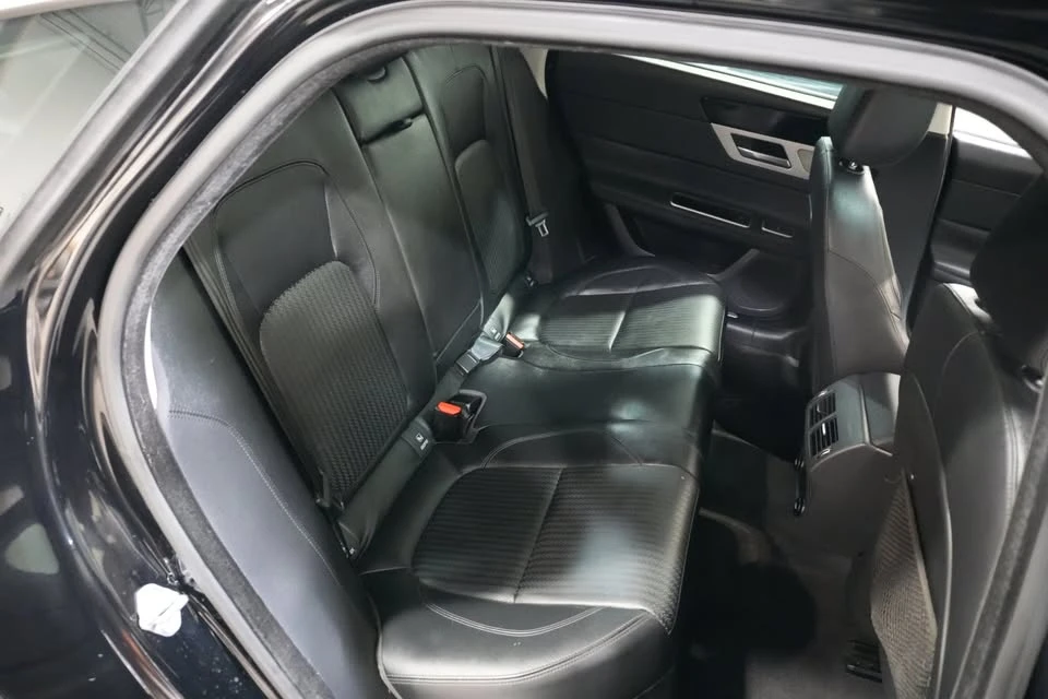 2017 Jaguar X260 XF - Image 18 of 20