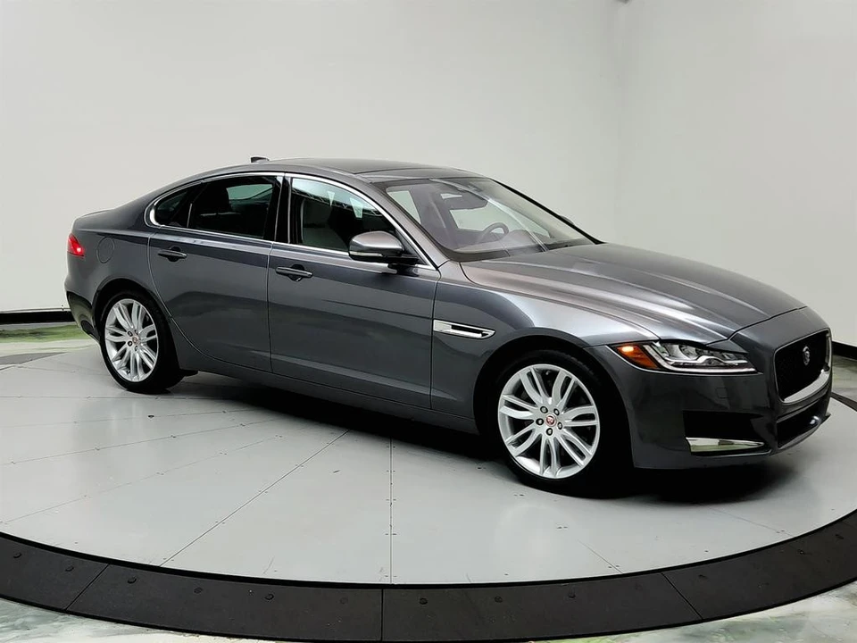 2017 Jaguar X260 XF - Image 3 of 21