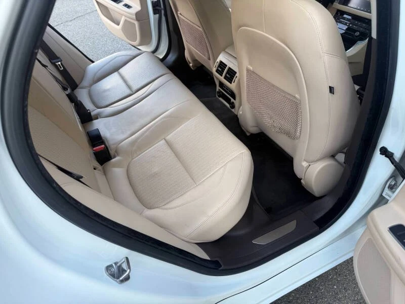 2017 Jaguar X260 XF - Image 10 of 16