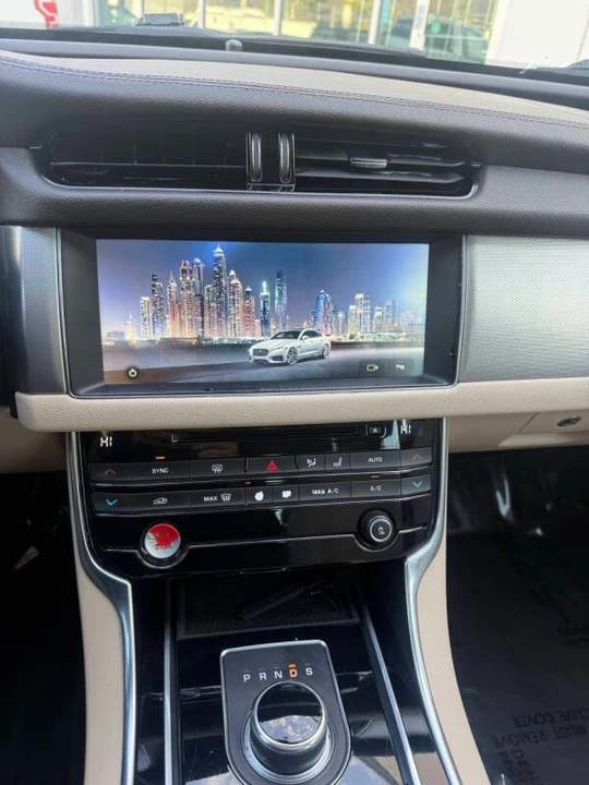 2017 Jaguar X260 XF - Image 12 of 16