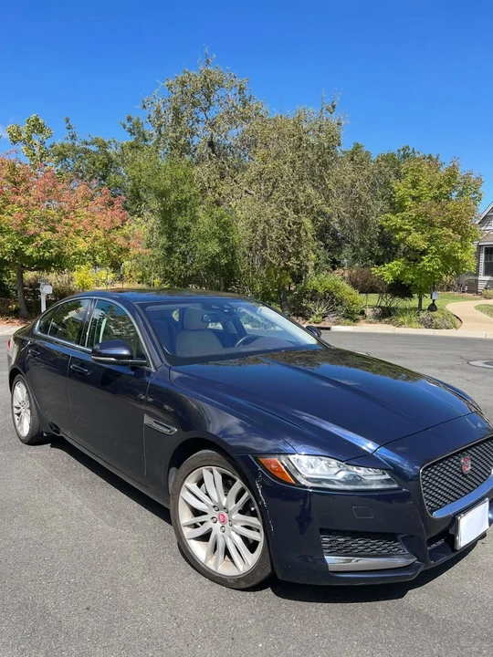 2017 Jaguar X260 XF - Image 2 of 11