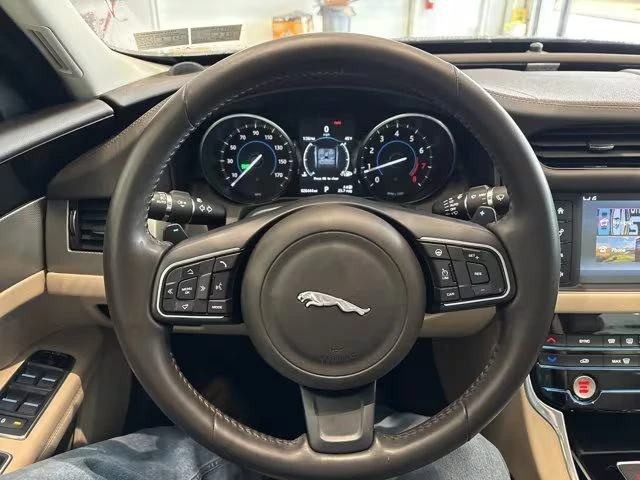 2017 Jaguar X260 XF - Image 2 of 6