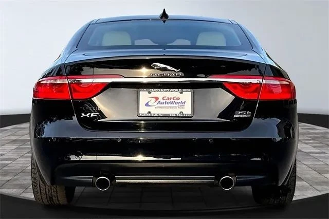 2017 Jaguar X260 XF - Image 6 of 12
