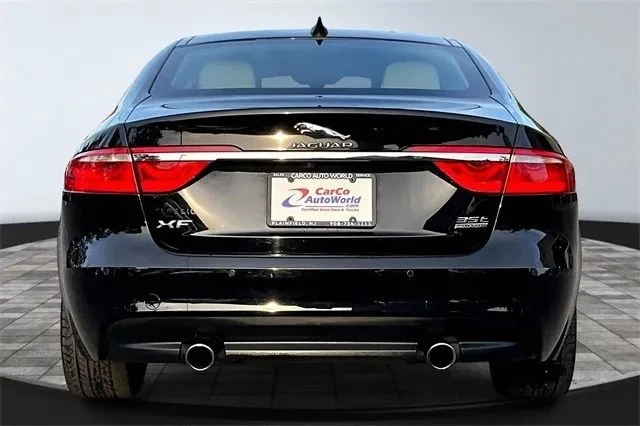 2017 Jaguar X260 XF - Image 6 of 10