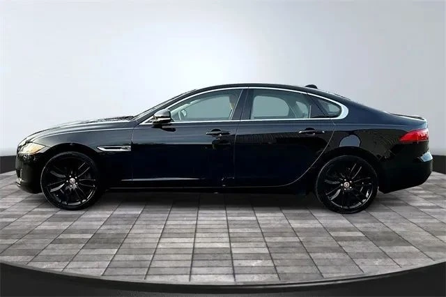 2017 Jaguar X260 XF - Image 4 of 12