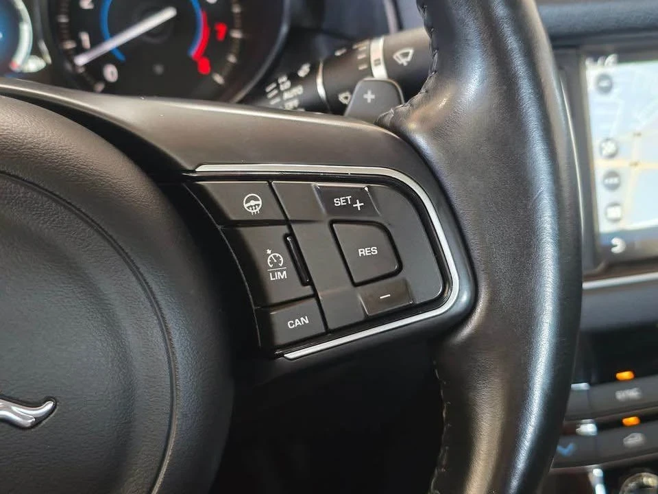 2017 Jaguar X260 XF - Image 15 of 20