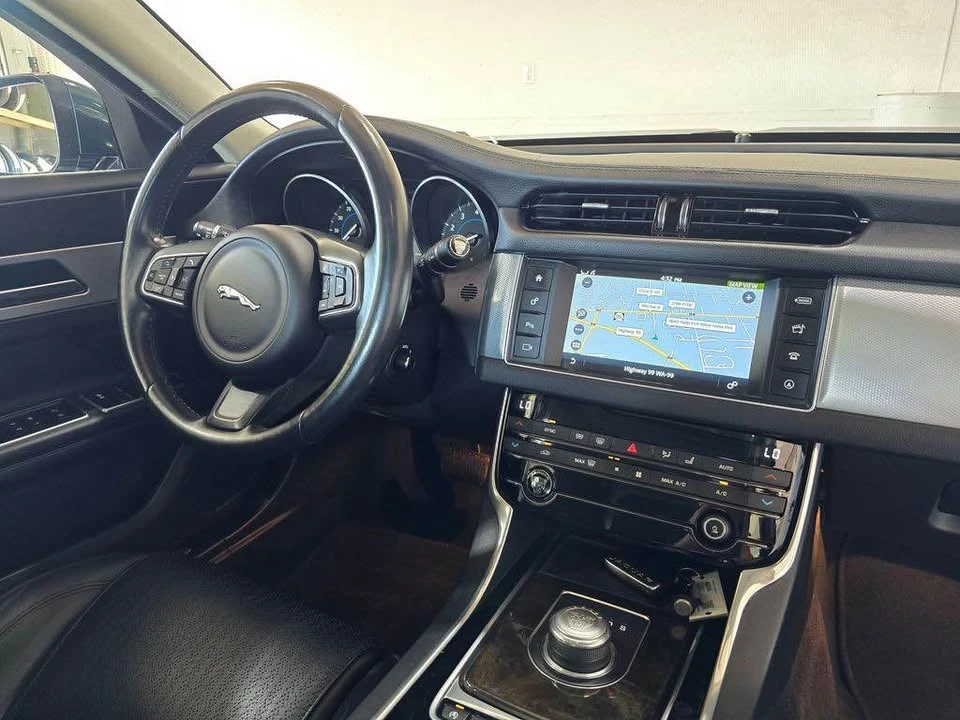 2017 Jaguar X260 XF - Image 19 of 20