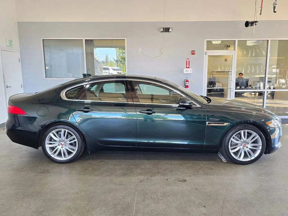2017 Jaguar X260 XF - Image 4 of 20