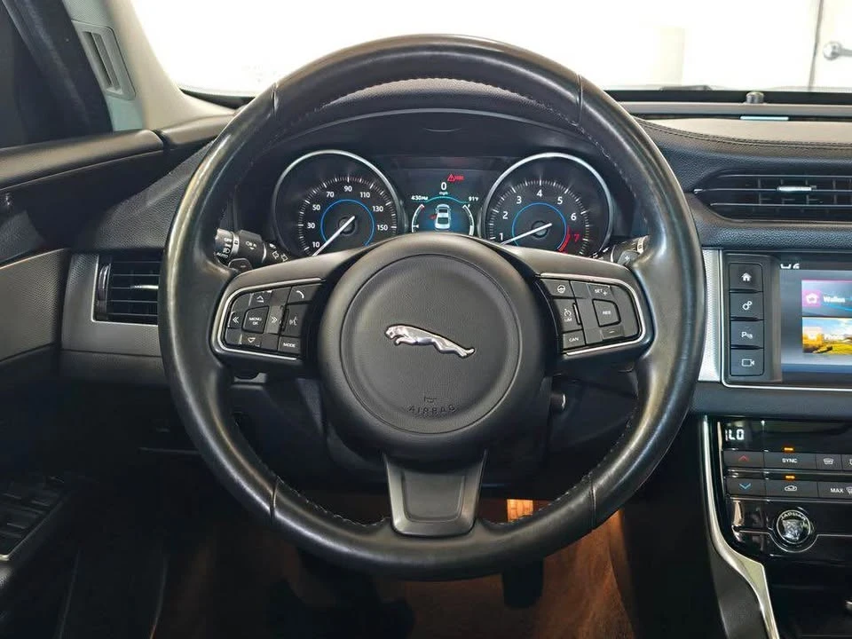2017 Jaguar X260 XF - Image 9 of 20