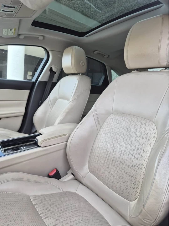 2017 Jaguar X260 XF - Image 7 of 13