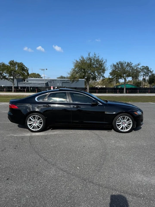 2017 Jaguar X260 XF - Image 5 of 20