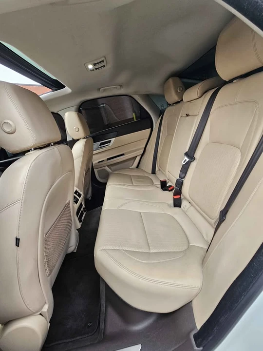 2017 Jaguar X260 XF - Image 7 of 20