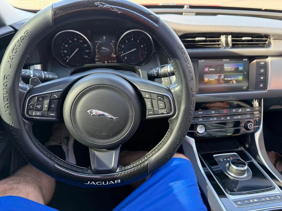 2017 Jaguar X260 XF - Image 10 of 17