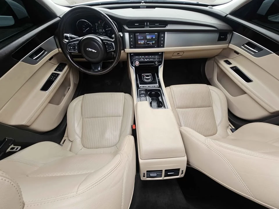 2017 Jaguar X260 XF - Image 9 of 19