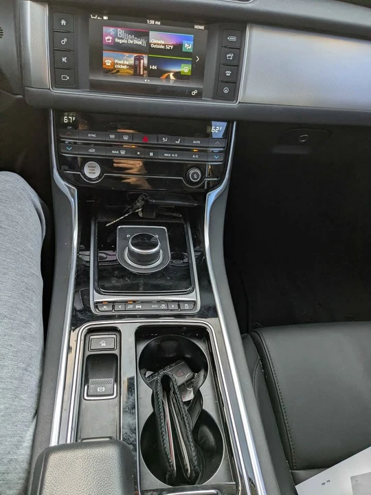 2017 Jaguar X260 XF - Image 11 of 17