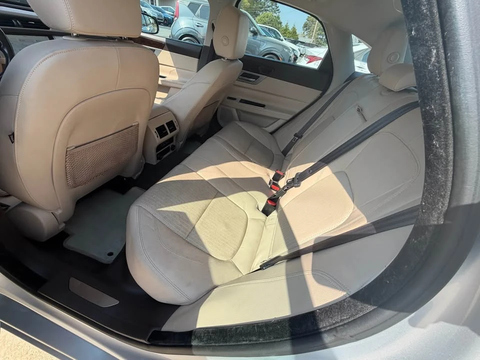 2017 Jaguar X260 XF - Image 8 of 20