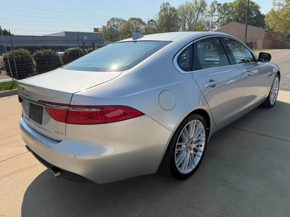 2017 Jaguar X260 XF - Image 6 of 20