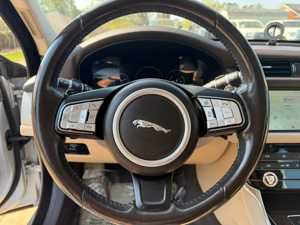 2017 Jaguar X260 XF - Image 11 of 20