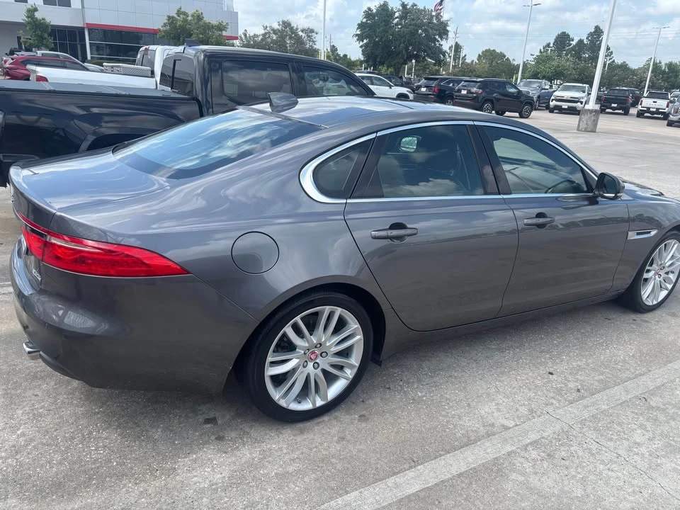 2017 Jaguar X260 XF - Image 6 of 12