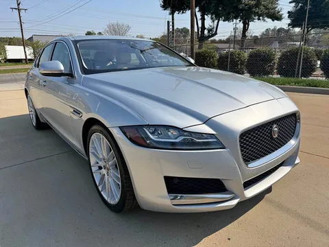 2017 Jaguar XF 35t Prestige