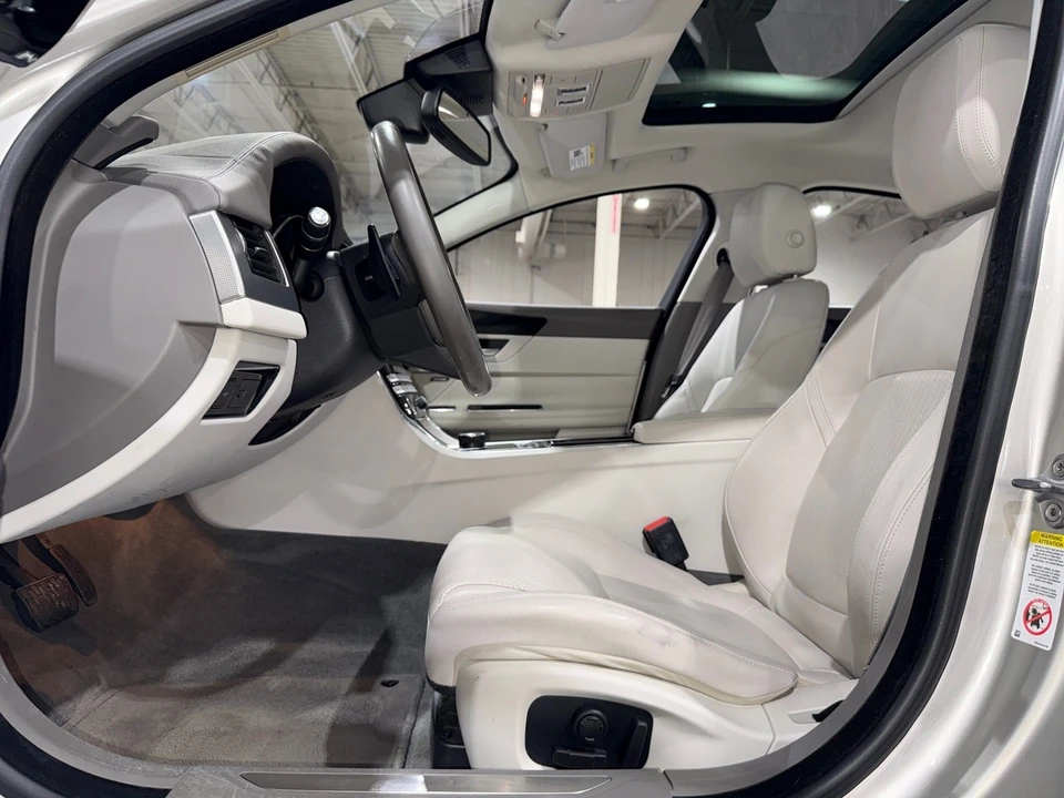 2017 Jaguar X260 XF - Image 11 of 12