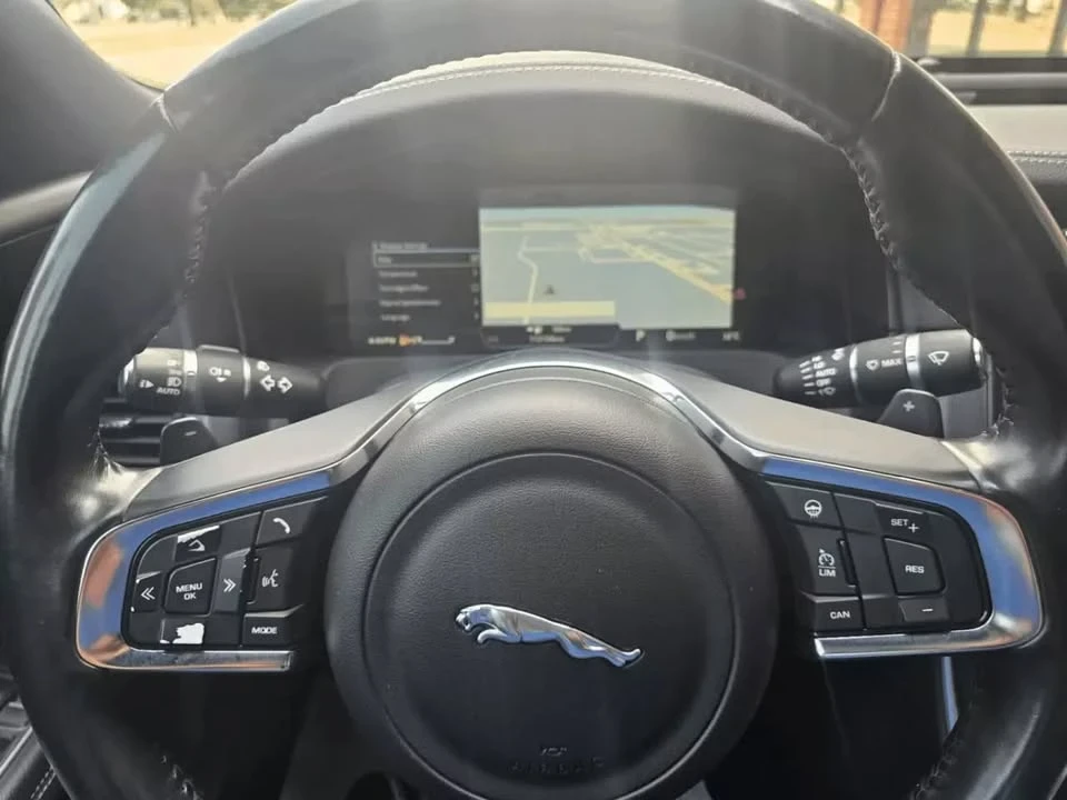 2017 Jaguar X260 XF - Image 16 of 20