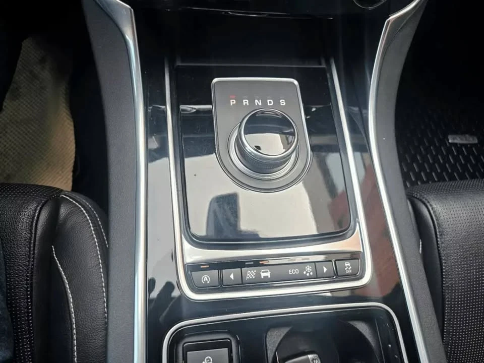 2017 Jaguar X260 XF - Image 19 of 20