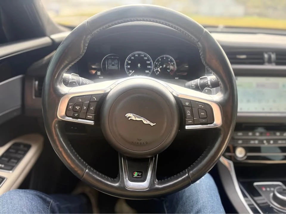 2017 Jaguar X260 XF - Image 19 of 20