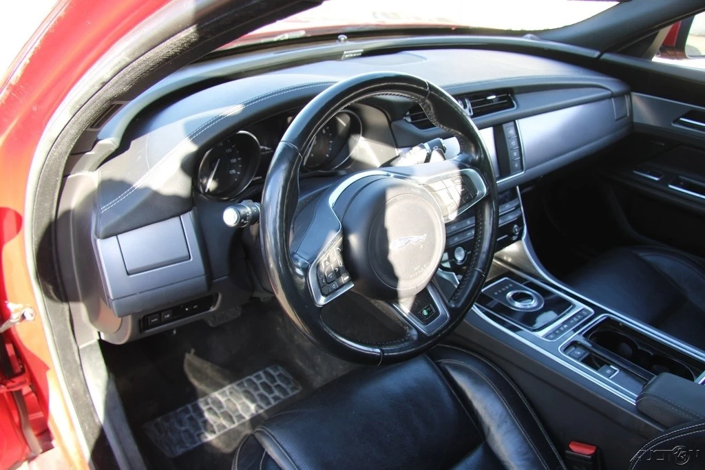 2017 Jaguar X260 XF - Image 16 of 21