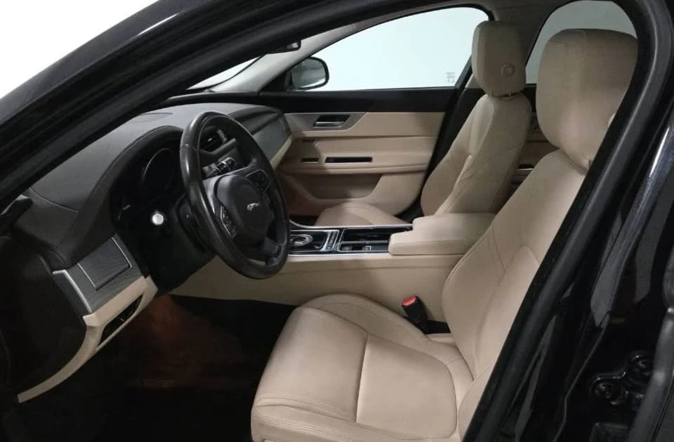 2017 Jaguar X260 XF - Image 5 of 6