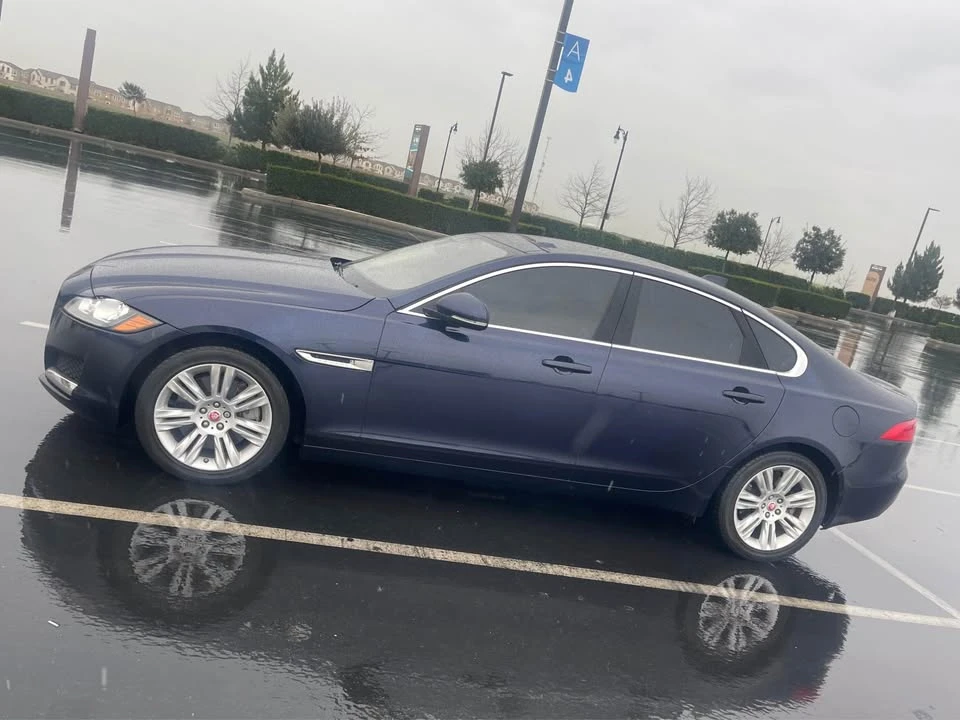 2017 Jaguar X260 XF - Image 2 of 12